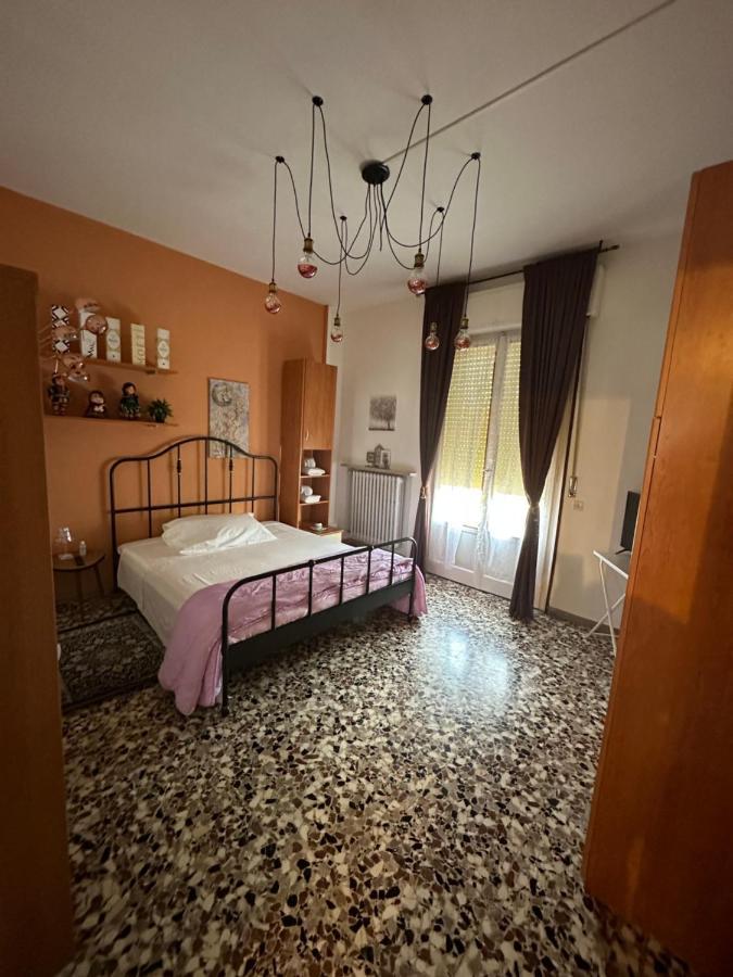 La Casa Di Jennifer Lejlighed Parma Eksteriør billede